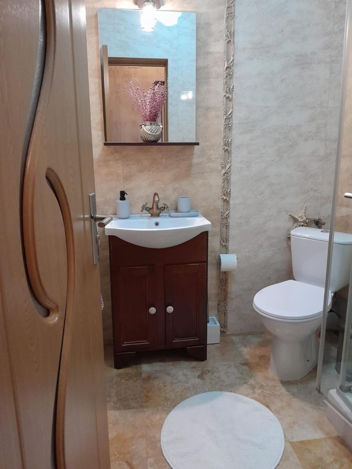Ap Hector Apartment นาโวดาริ ภายนอก รูปภาพ